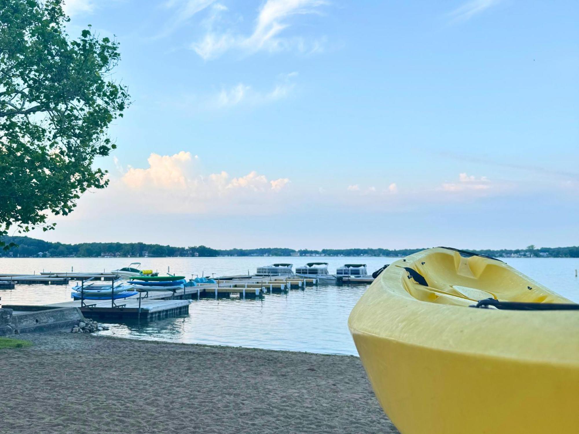 Potawatomi Inn & Cabins Angola Εξωτερικό φωτογραφία